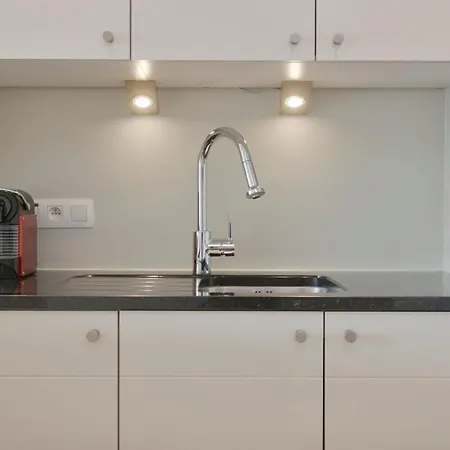 Huswell - Renovated On Location In 't Zoute Apartment