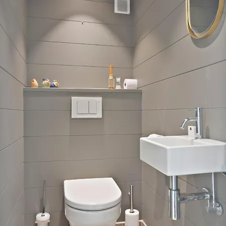 Huswell - Renovated On Location In 't Zoute Apartment
